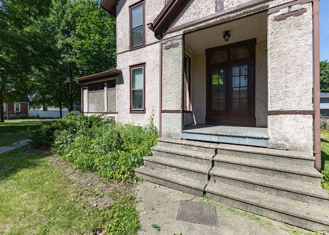 728 21st Street, Rock Island, IL 61201