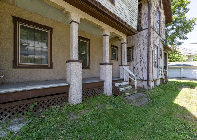 728 21st Street, Rock Island, IL 61201