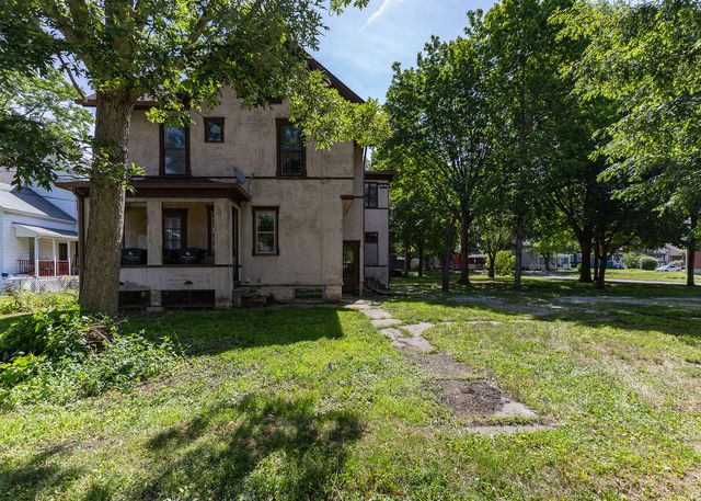 728 21st Street, Rock Island, IL 61201