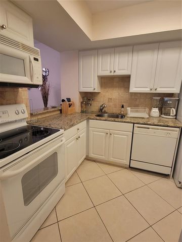 9826 Marina Boulevard 1015, Boca Raton, FL 33428