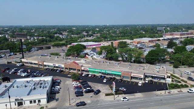 5316 N Milwaukee Avenue, Chicago, IL 60630