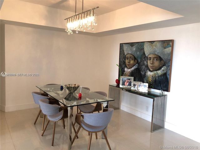 20281 E Country Club Dr 611, Aventura, FL 33180