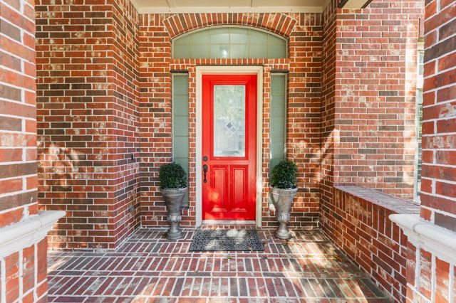 2207 Spring Lake Park Lane, Spring, TX 77386