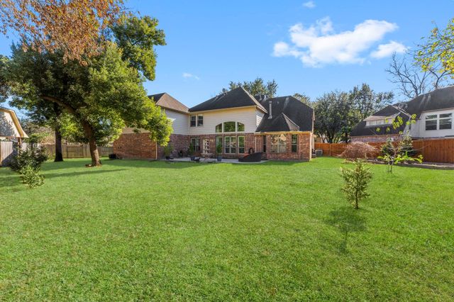 2207 Spring Lake Park Lane, Spring, TX 77386