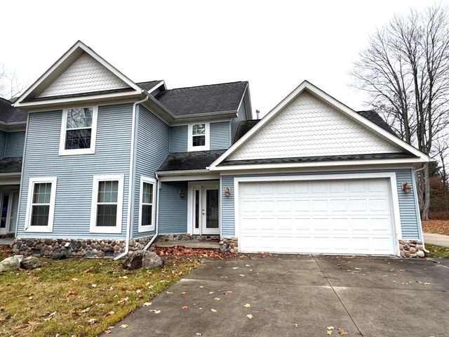 103 Ultra Court, Roscommon, MI 48653