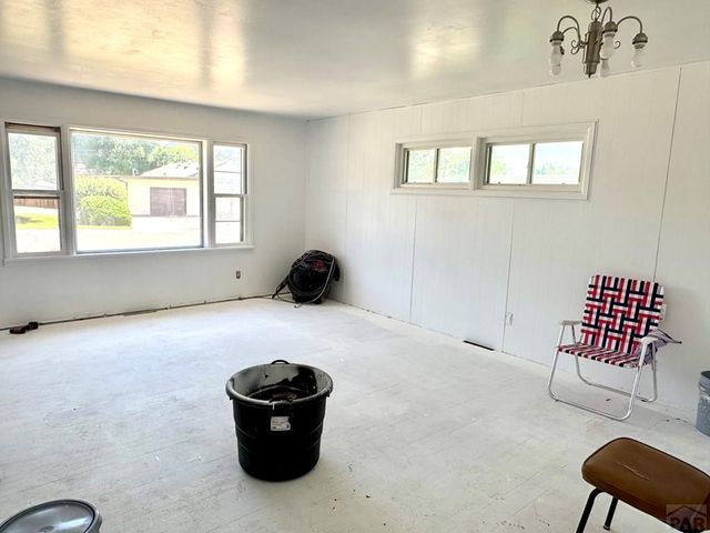 9 Loch Lomond Lane, Pueblo, CO 81001