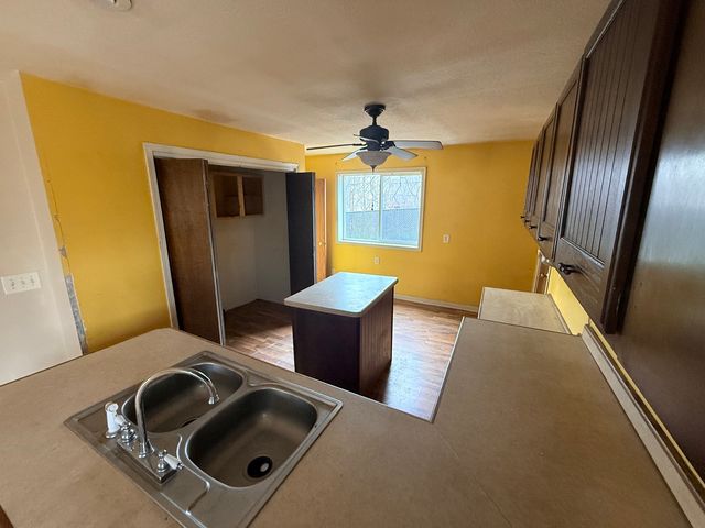 1417 W 12th Street, Davenport, IA 52804