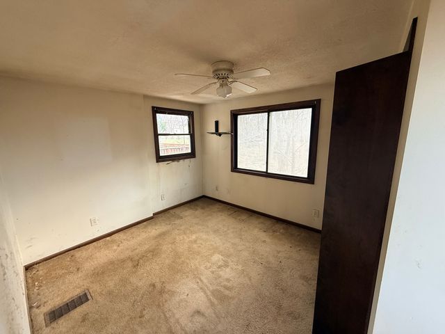 1417 W 12th Street, Davenport, IA 52804