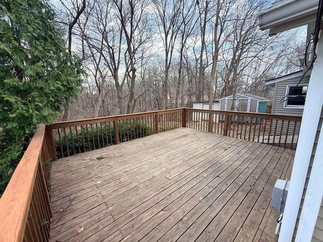 1417 W 12th Street, Davenport, IA 52804