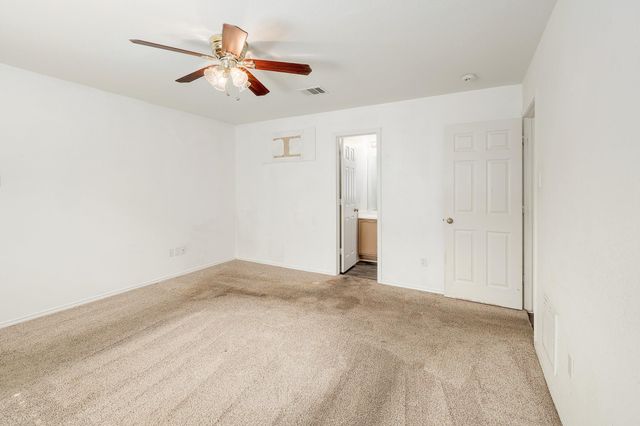 1621 Apollo CIR, Round Rock, TX 78664