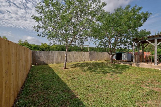 1621 Apollo CIR, Round Rock, TX 78664