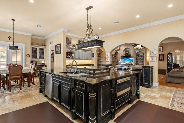 9400 LAWS RD, Clermont, FL 34714