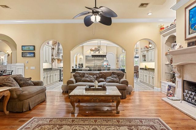 9400 LAWS RD, Clermont, FL 34714