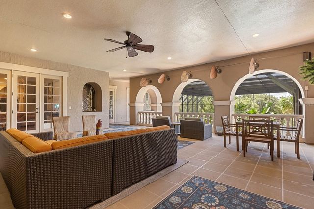 9400 LAWS RD, Clermont, FL 34714