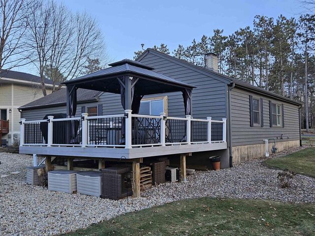 S2943 Fairway Drive, Reedsburg, WI 53959