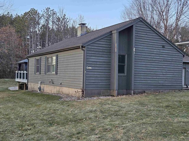 S2943 Fairway Drive, Reedsburg, WI 53959