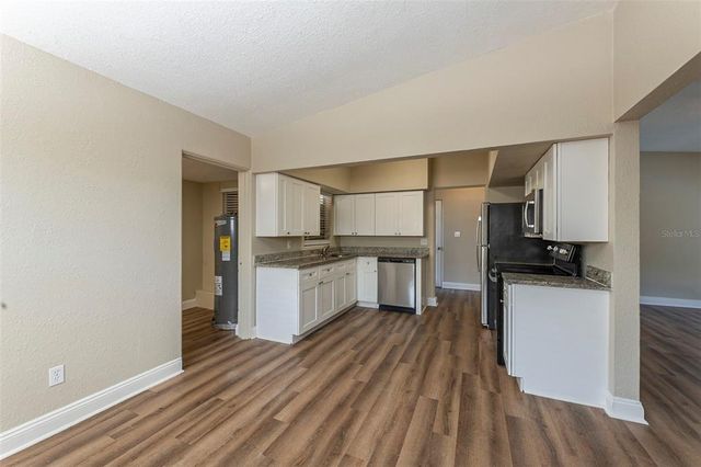 5201 PALISADES DRIVE, Orlando, FL 32808