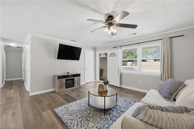 1217 Berwyn RD, Virginia Beach, VA 23464