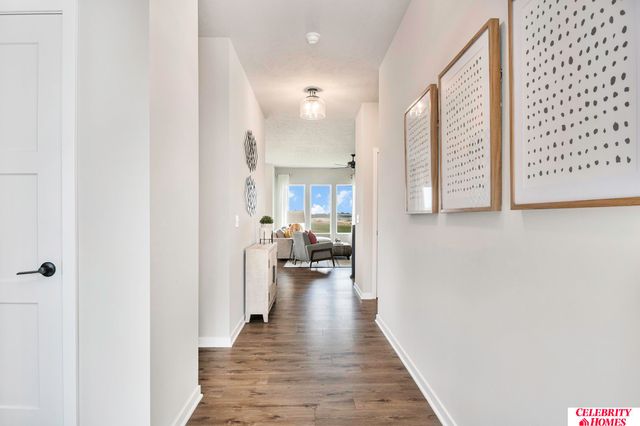 11154 Reynolds Street, Omaha, NE 68142