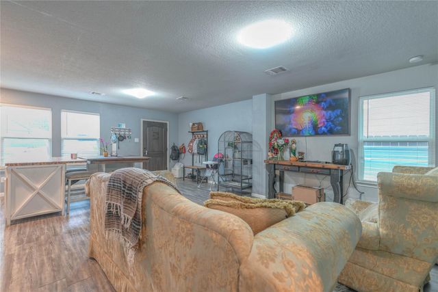 16701 E Hammon, Montgomery, TX 77316