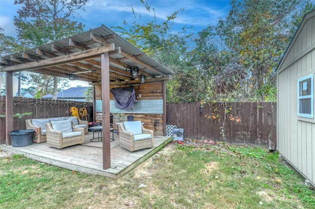 16701 E Hammon, Montgomery, TX 77316