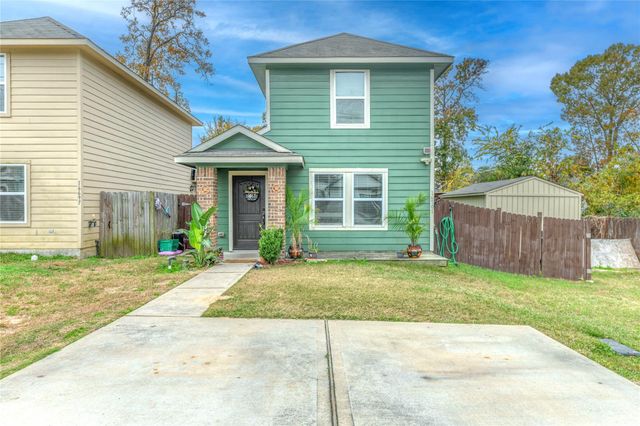 16701 E Hammon, Montgomery, TX 77316