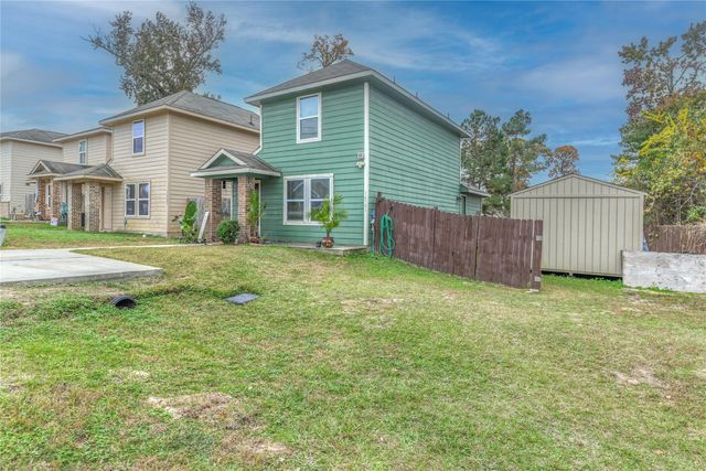 16701 E Hammon, Montgomery, TX 77316