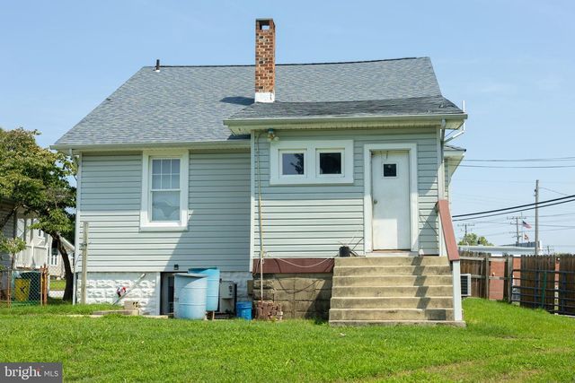 1 1ST AVE, Glen Burnie, MD 21061