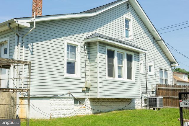 1 1ST AVE, Glen Burnie, MD 21061