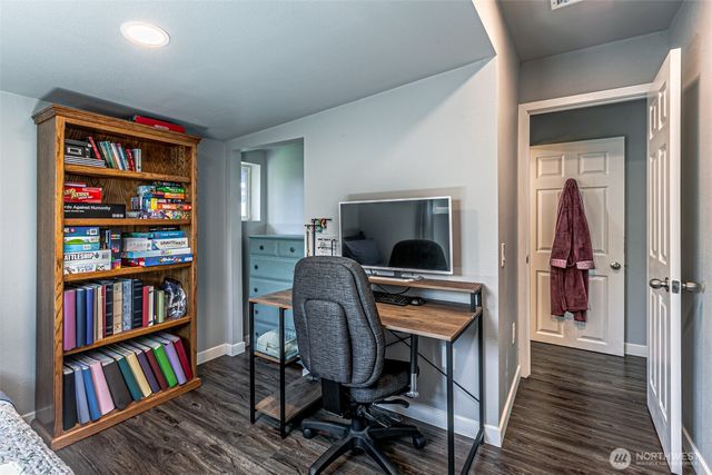 411 Corrin Avenue SE, Orting, WA 98360