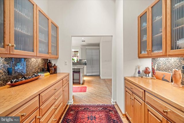 6800 MELODY LN, Bethesda, MD 20817