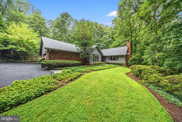 6800 MELODY LN, Bethesda, MD 20817