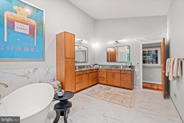6800 MELODY LN, Bethesda, MD 20817