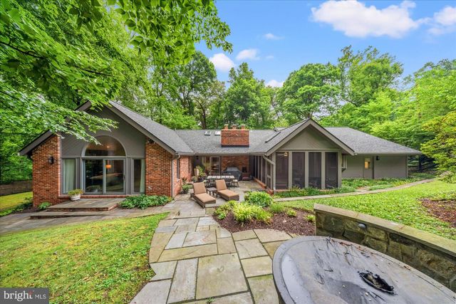 6800 MELODY LN, Bethesda, MD 20817
