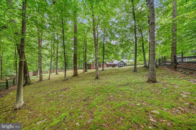 6800 MELODY LN, Bethesda, MD 20817