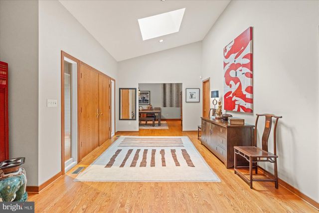 6800 MELODY LN, Bethesda, MD 20817