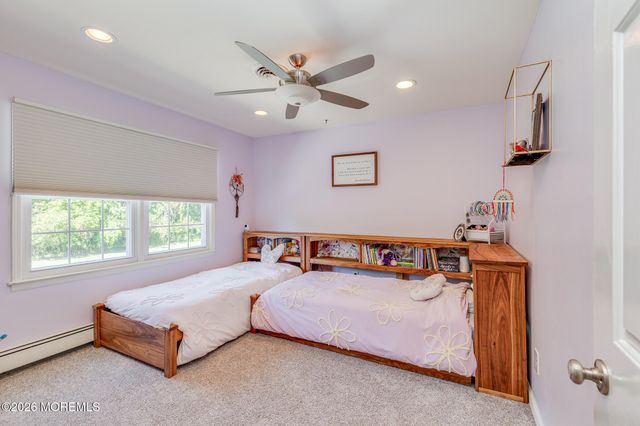 15 Corral Drive, Hamilton, NJ 08620