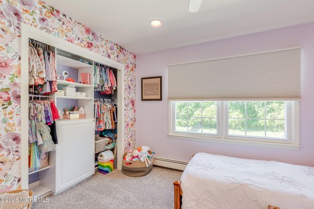 15 Corral Drive, Hamilton, NJ 08620