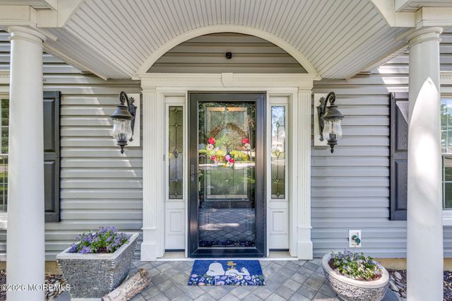 15 Corral Drive, Hamilton, NJ 08620