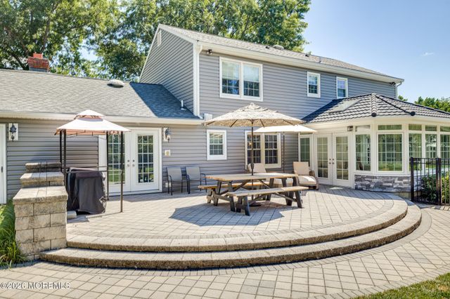 15 Corral Drive, Hamilton, NJ 08620