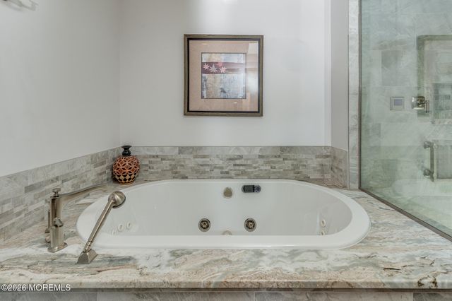 15 Corral Drive, Hamilton, NJ 08620