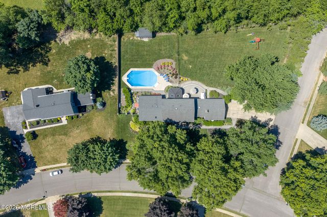 15 Corral Drive, Hamilton, NJ 08620