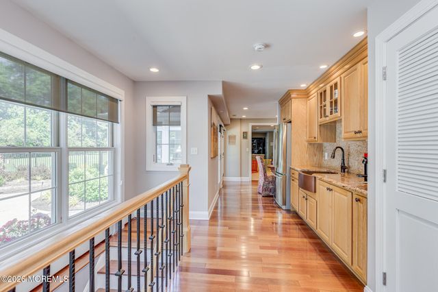 15 Corral Drive, Hamilton, NJ 08620