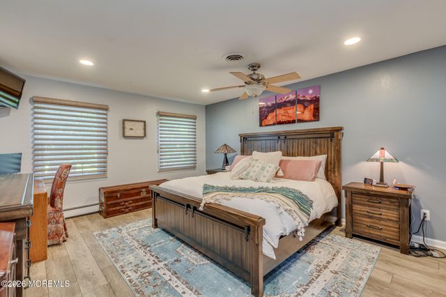 15 Corral Drive, Hamilton, NJ 08620