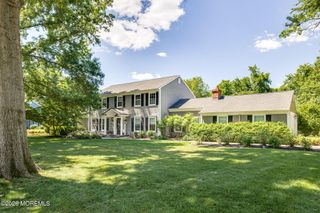 15 Corral Drive, Hamilton, NJ 08620