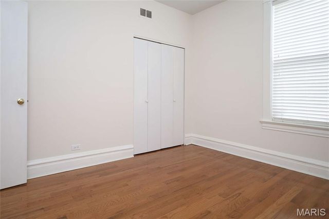 4928 Buckingham Court 1E, St Louis, MO 63108