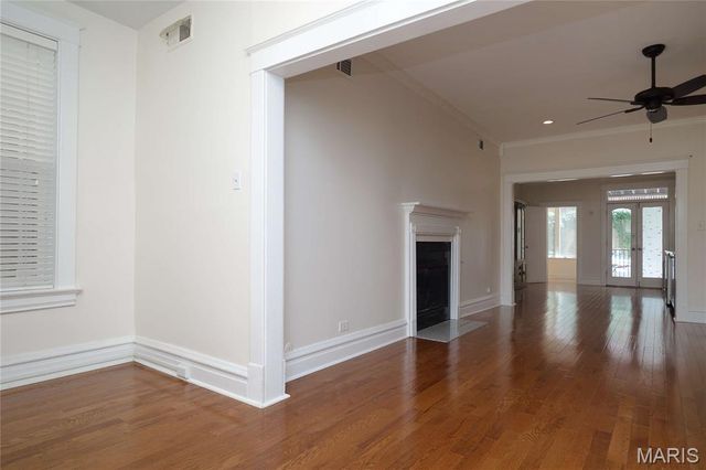 4928 Buckingham Court 1E, St Louis, MO 63108