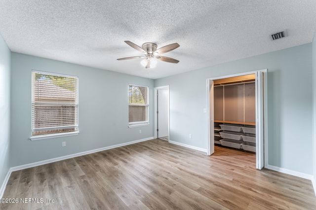 2727 MC CORMICK WOODS Drive, Jacksonville, FL 32225