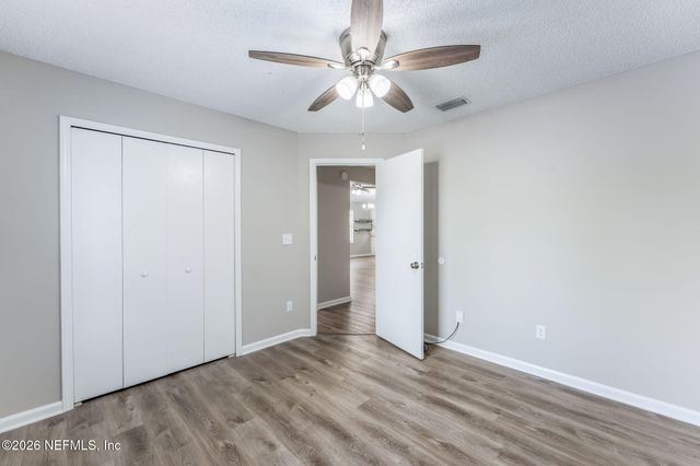 2727 MC CORMICK WOODS Drive, Jacksonville, FL 32225