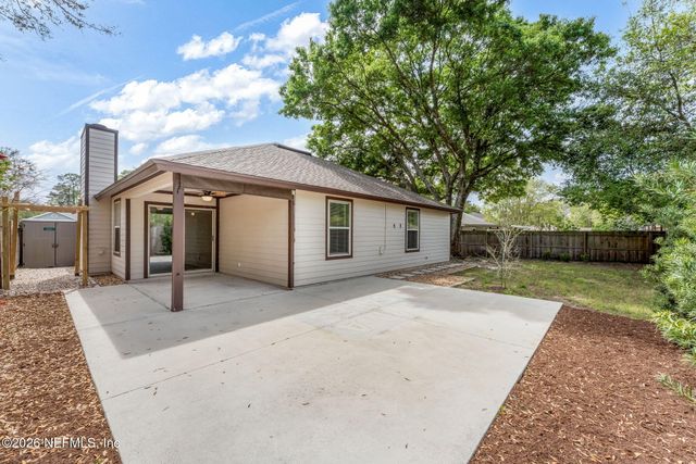 2727 MC CORMICK WOODS Drive, Jacksonville, FL 32225